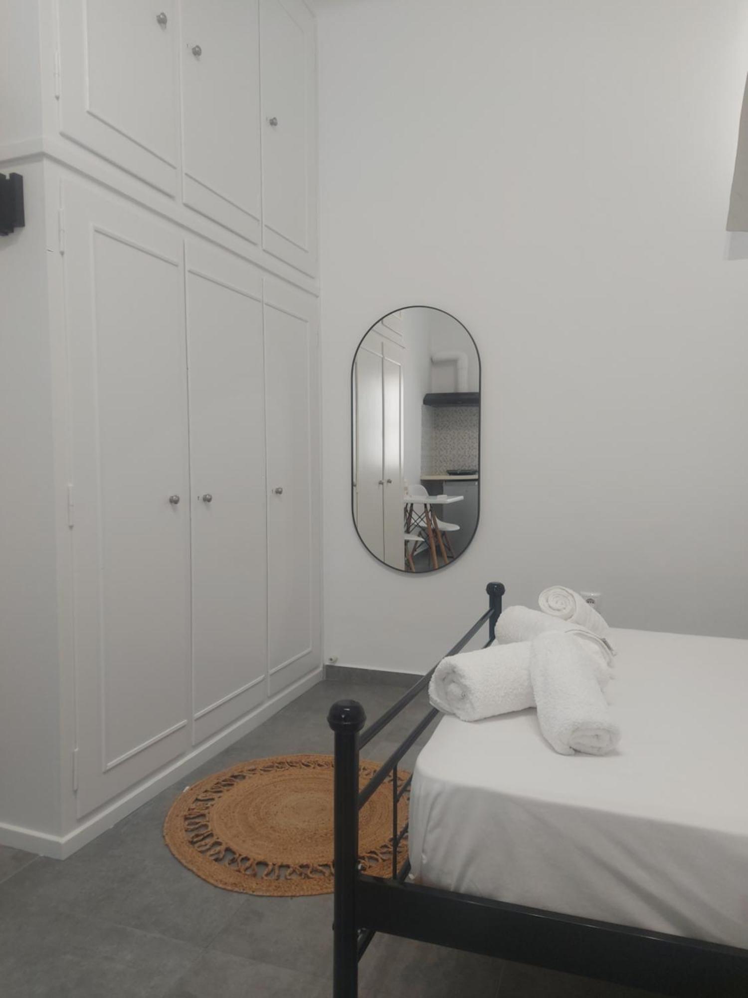 Anemela Studio Basic Naxos City Bagian luar foto